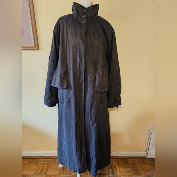 Neiman Marcus Vintage Rain/ Trench Coat With Removable Liner Sz 7/8 - Picture 1 of 13
